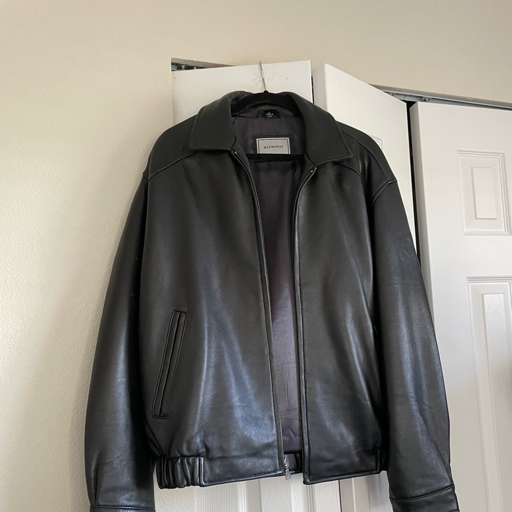 Men’s leather Bomber jacket. Used but looks new. A wonderfully soft leather.